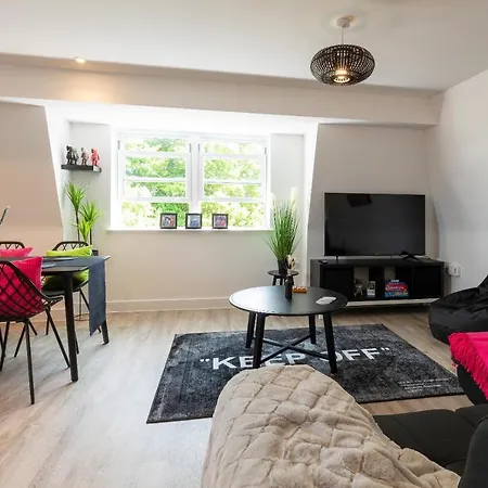 Dawson House- Gorgeous Two Bedroom With Free Parking Southampton Exterior photo