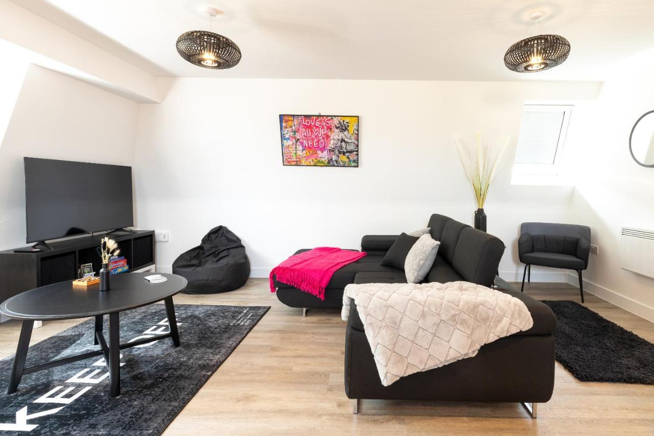 Holiday home Dawson House- Gorgeous Two Bedroom With Free Parking *